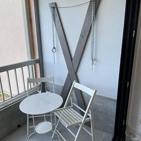 2 Couchages Cap D'agde Naturisme Cn010-557 * Agde