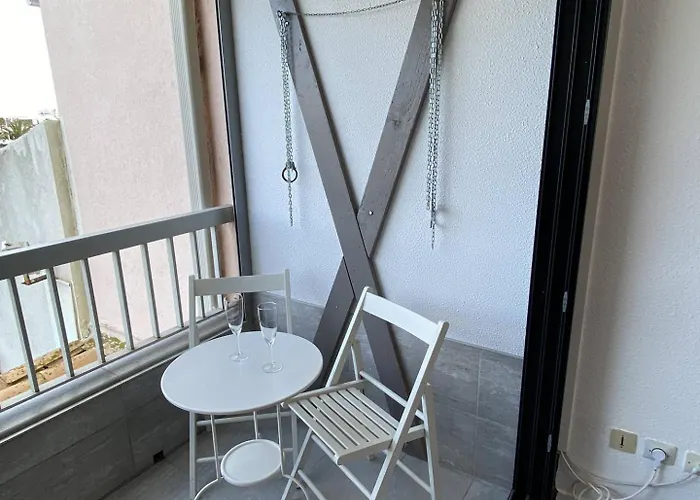 2 Couchages Cap D'agde Naturisme Cn010-557 * Agde